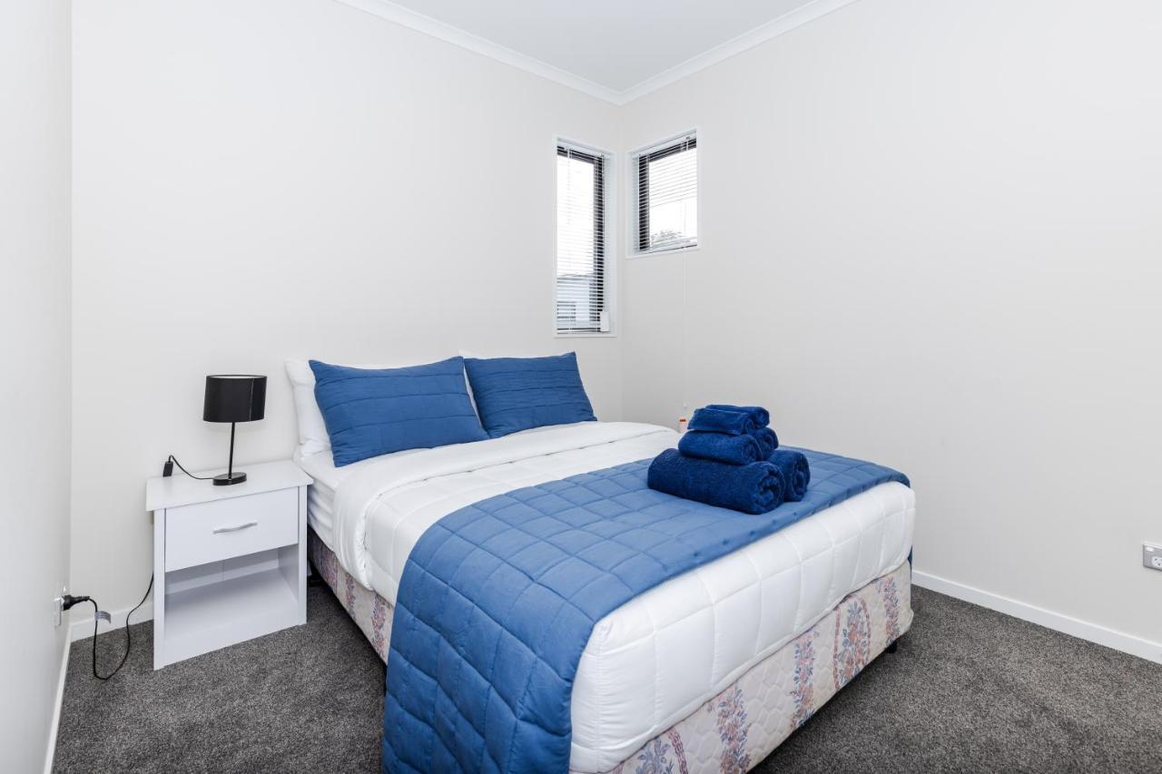 Stay In Newly Built House Hamilton Bagian luar foto